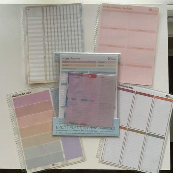 Erin Condren Dashboards - Picture 1 of 13